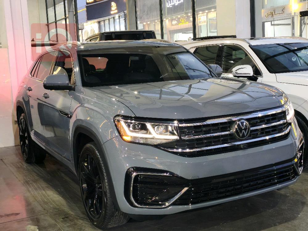 ڤۆڵکسواگن ئەتڵەس کرۆس سپۆرت